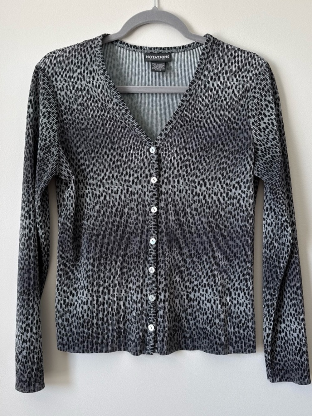 Vintage Notations gray & black leopard print cardigan blouse
